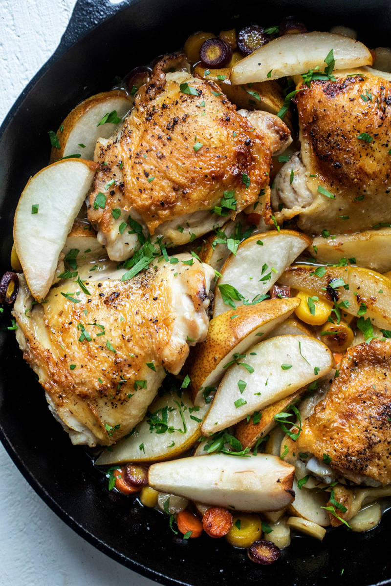 cooked braised chicken thighs with pears